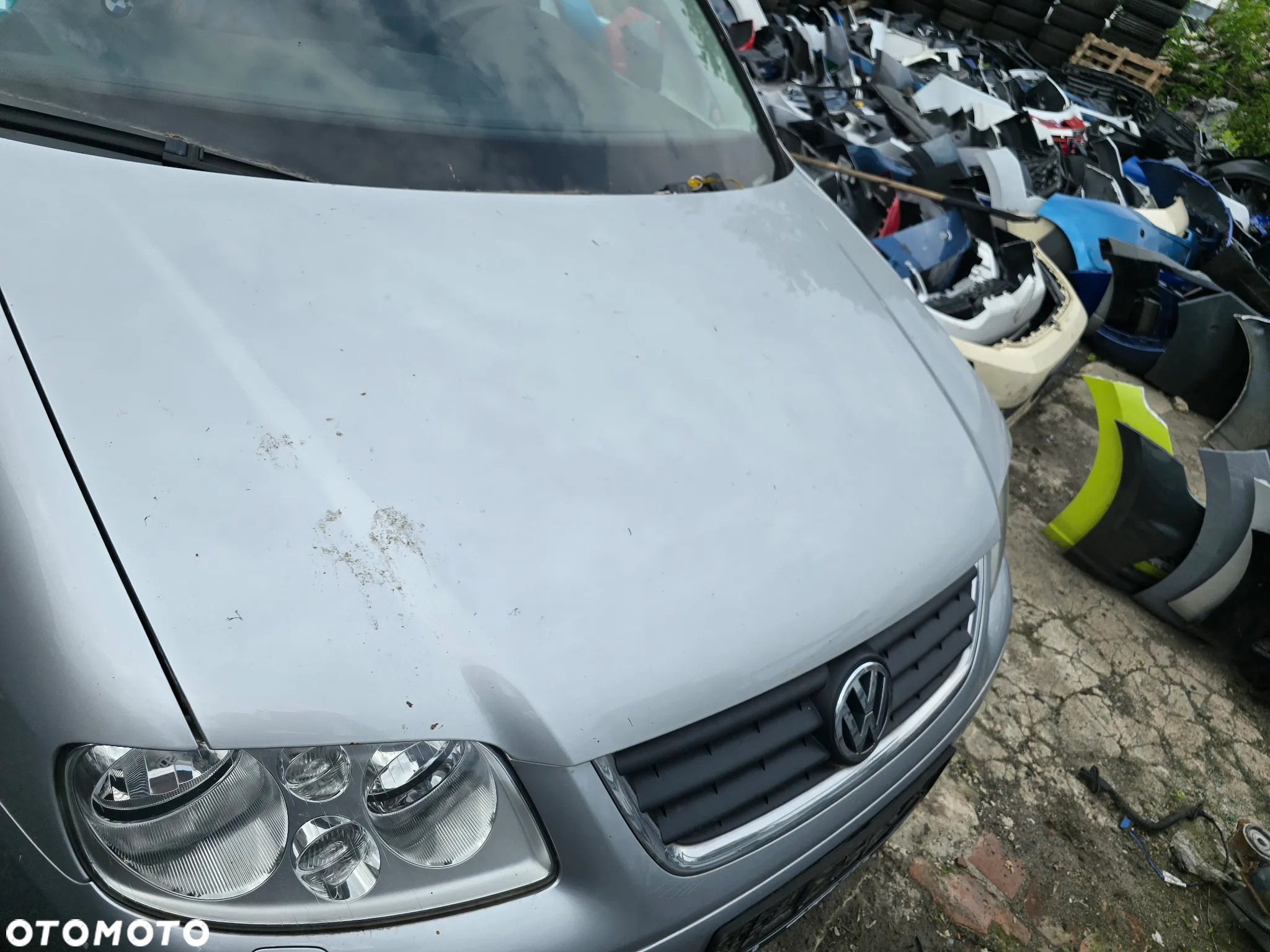 Maska przód vw Touran 03-06/Caddy 03-10 w kolorze LA7W - 3