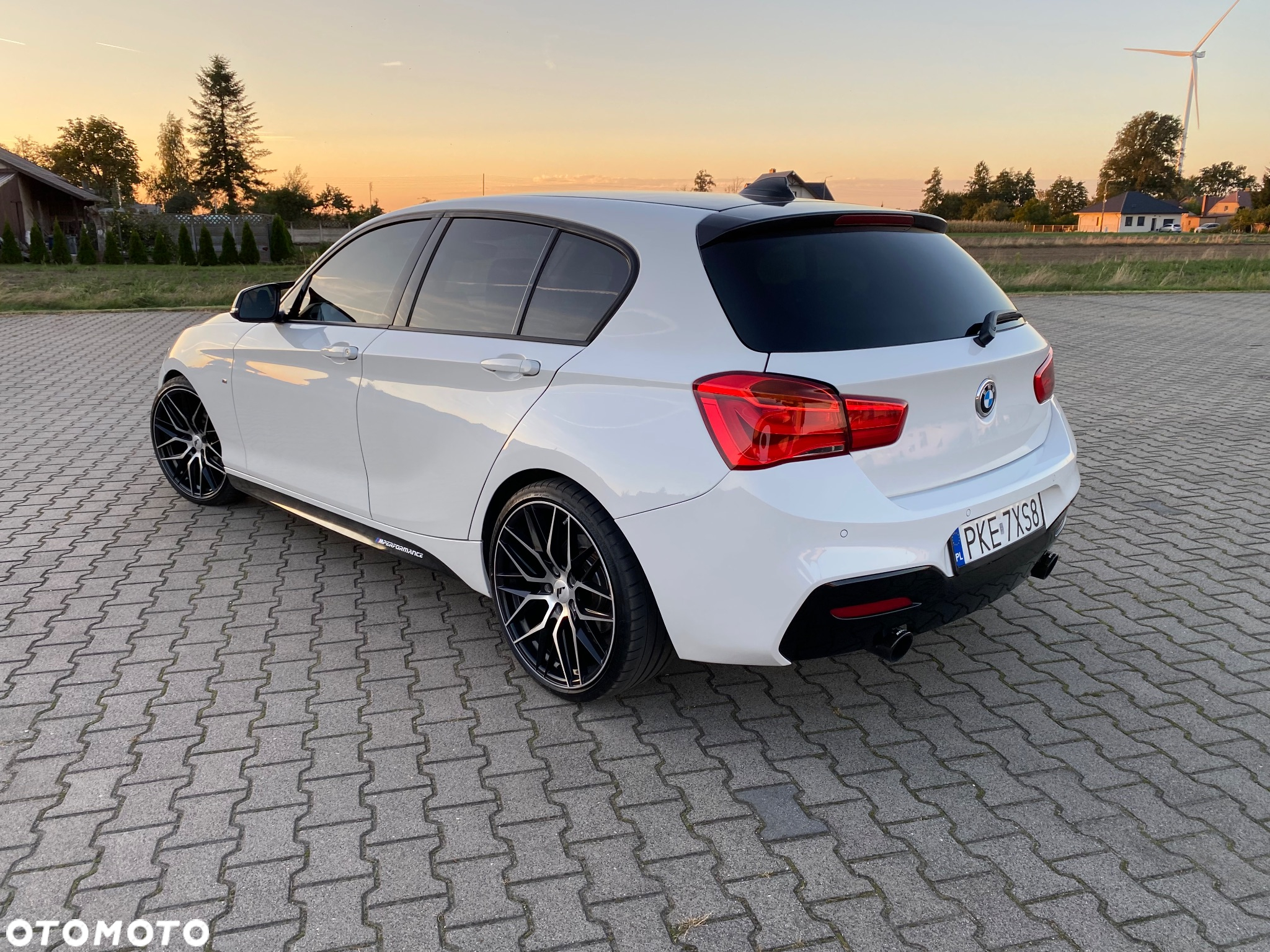BMW Seria 1 120d M Sport - 4