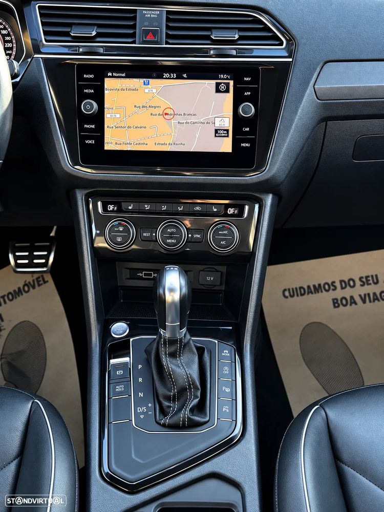 VW Tiguan 2.0 TDI SCR 4MOTION DSG R-Line - 12