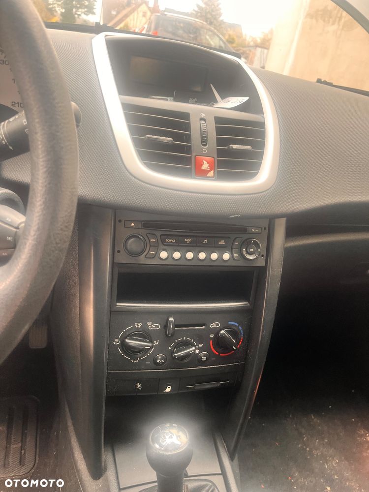 Peugeot 207 1.4 16V Presence - 8