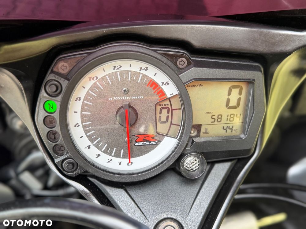 Suzuki GSX-R - 37