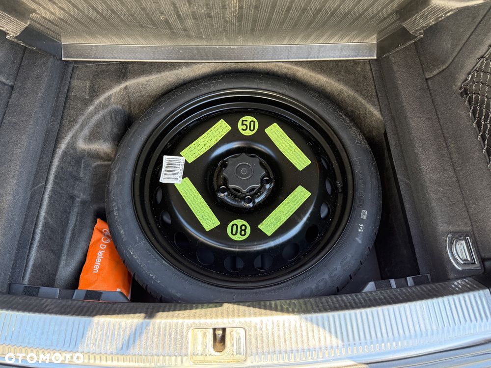 Audi A4 Avant 2.0 TDI ultra DPF Attraction - 28