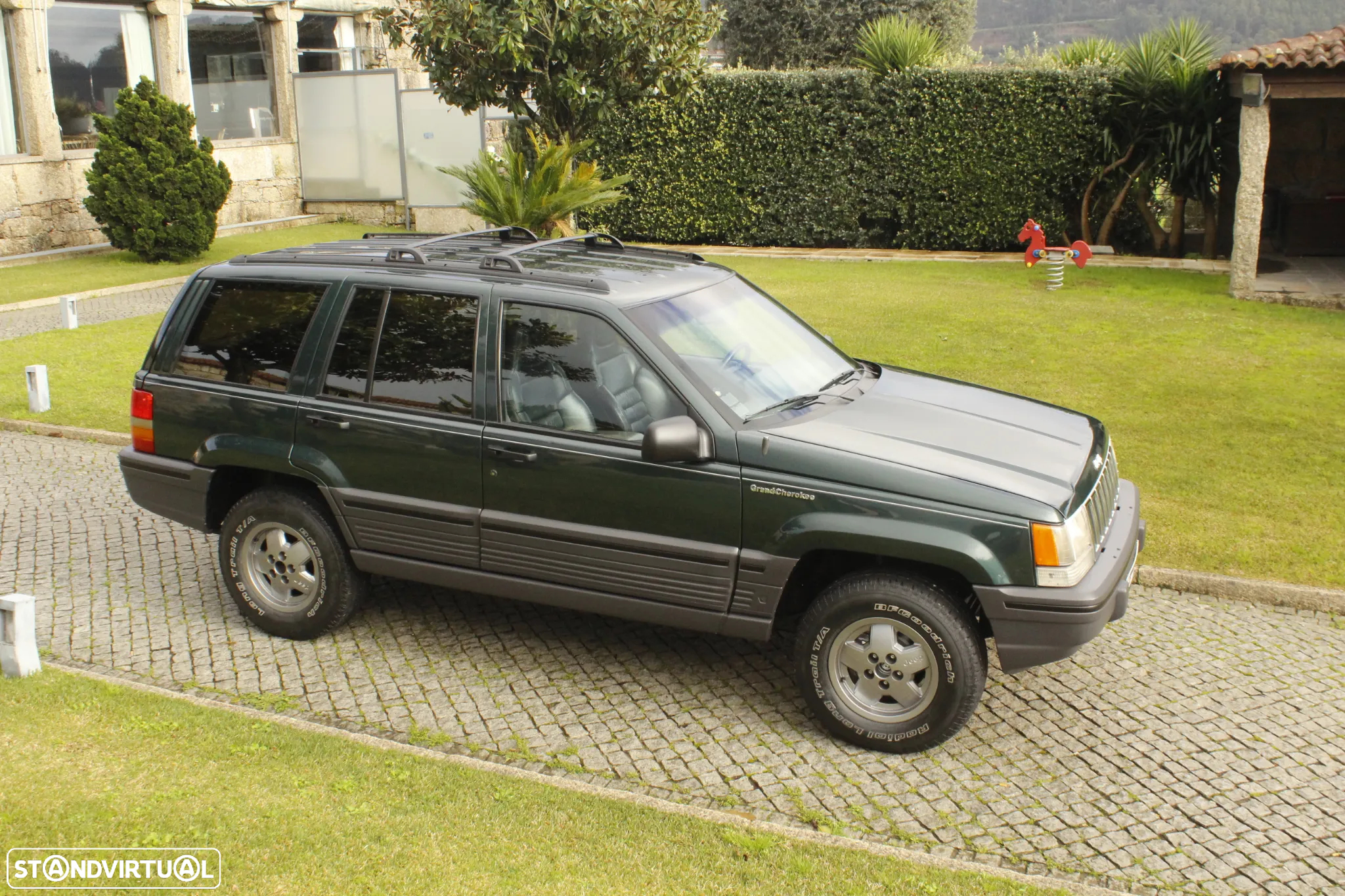 Jeep Grand Cherokee 4.0 Official - 6