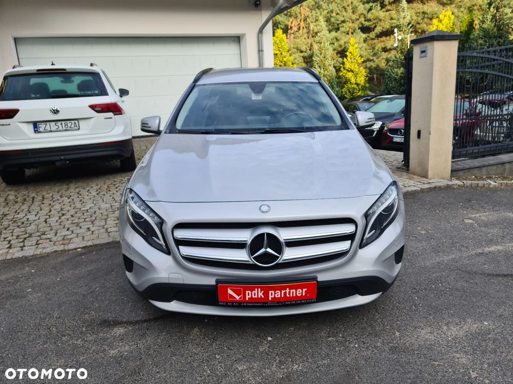 Mercedes-Benz GLA - 35