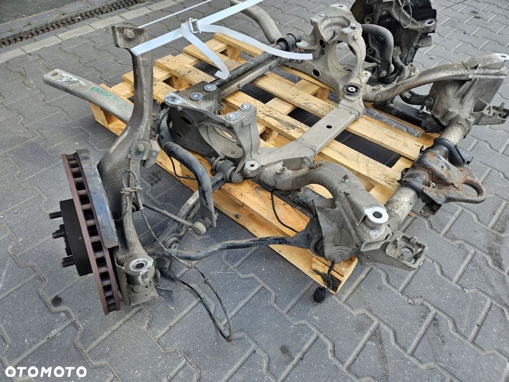 RANGE ROVER SPORT L494 LIFT SANKI BELKA WÓZEK ZWROTNICE ZAWIESZENIE - 3