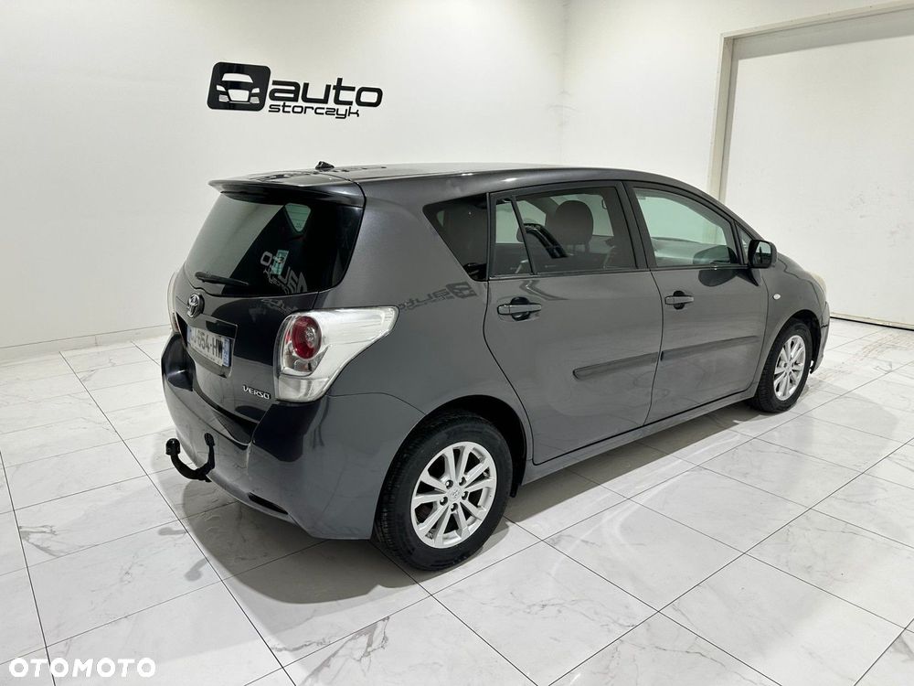 Toyota Verso - 9