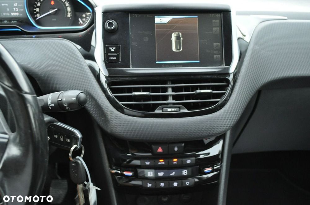 Peugeot 2008 120 VTI Allure - 21