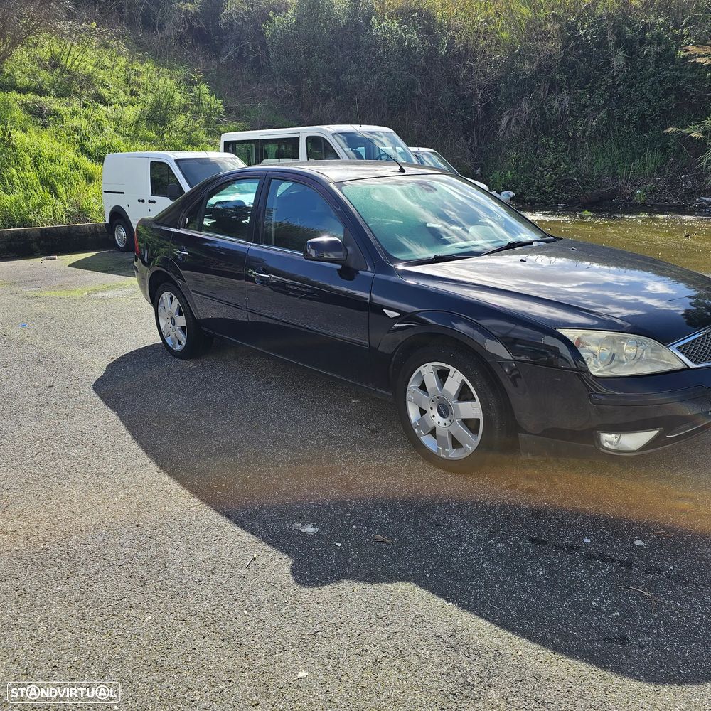 Ford Mondeo 2.0 TDCI Ghia Executive - 3