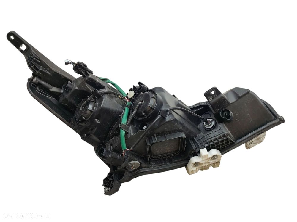 LAMPA LEWY PRZÓD NISSAN LEAF II ZE1 (2017-2025) 160kW 218KM 26060-5SJ0A - 6