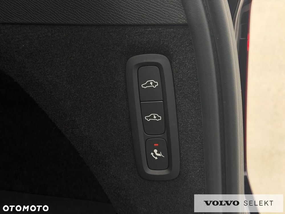 Volvo XC 90 - 36