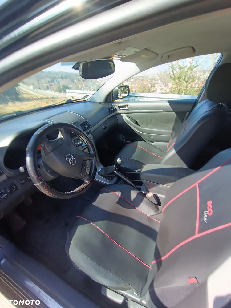 Toyota Avensis 1.8 VVT-i - 5