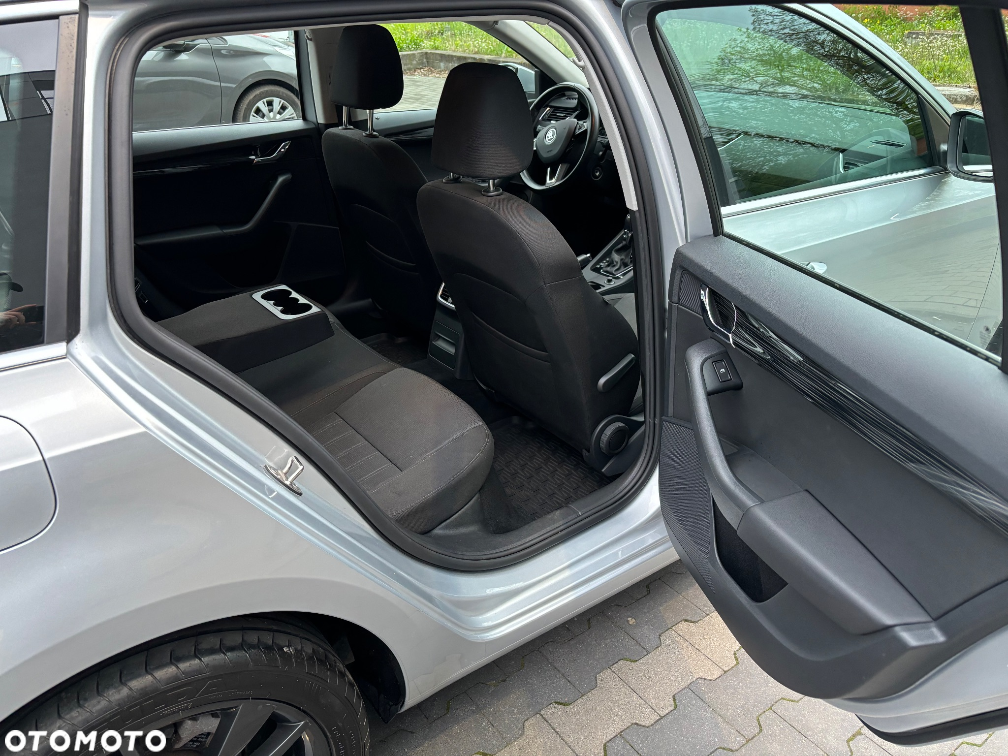 Skoda Octavia 2.0 TDI Style DSG - 11