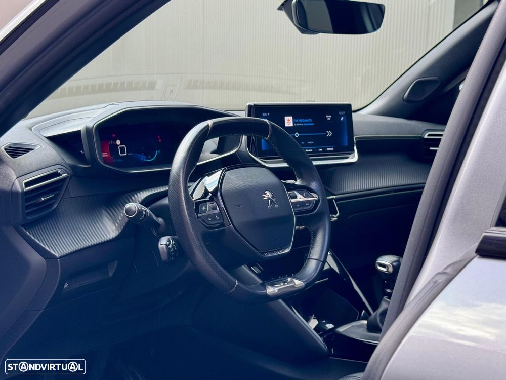 Peugeot 2008 1.2 PureTech GT Line - 44