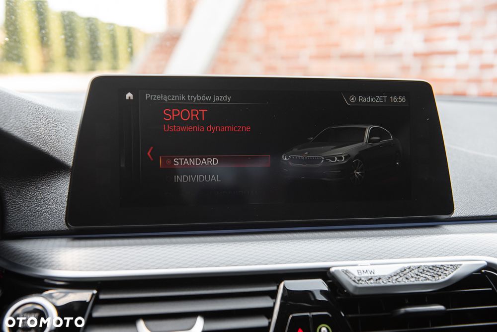 BMW Seria 5 520d M Sport Edition - 26