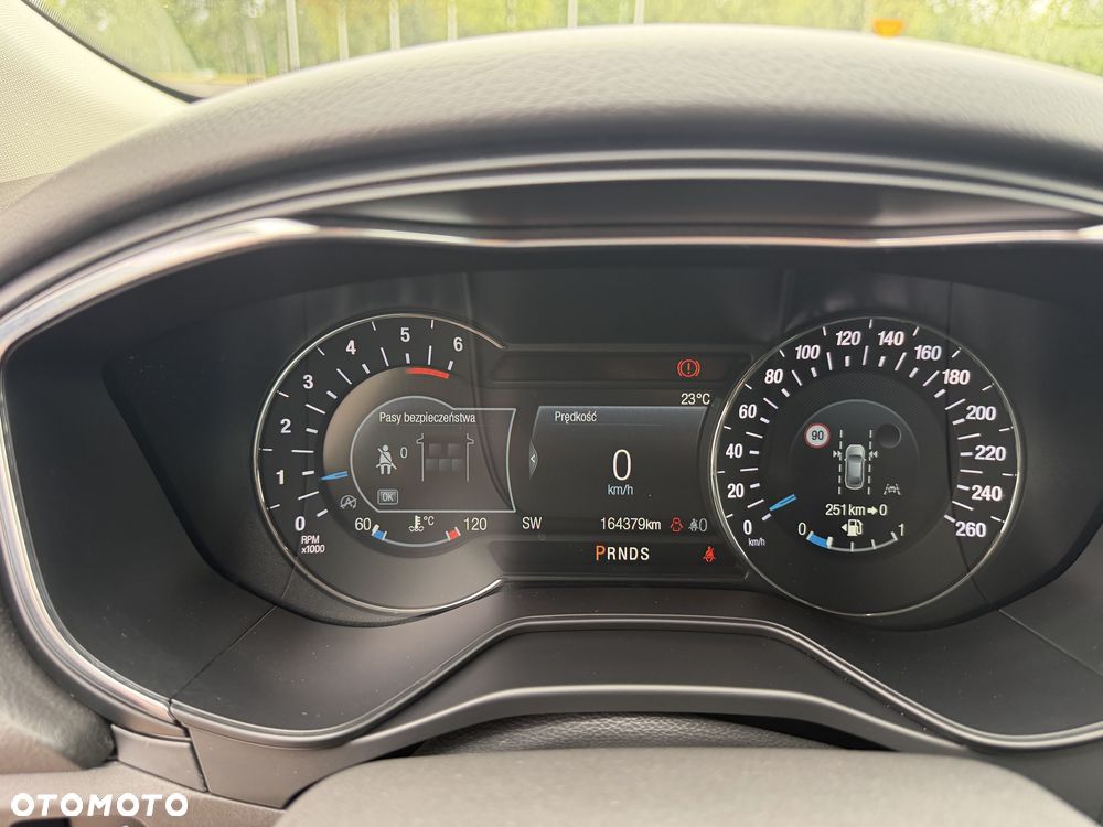 Ford Mondeo - 8