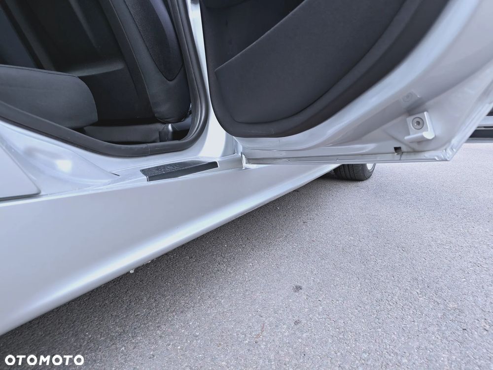 BMW Seria 1 - 20