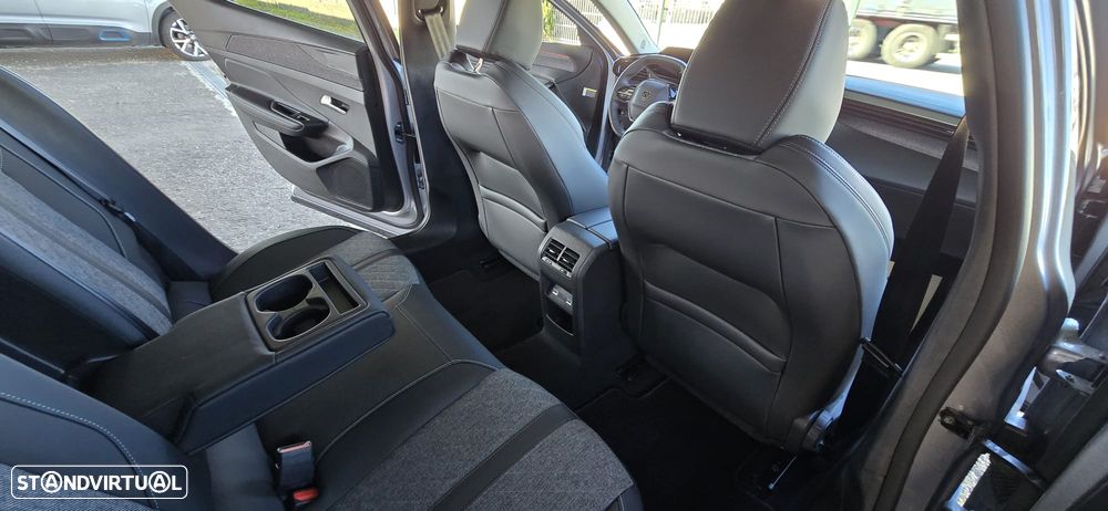 Peugeot 408 1.2 PureTech Allure Pack EAT8 - 29