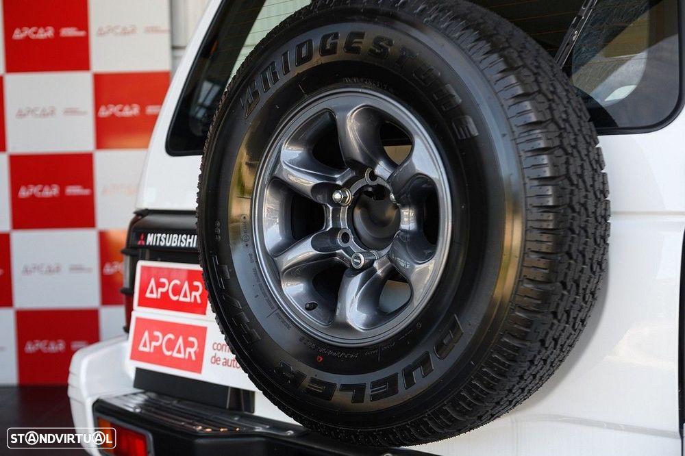 Mitsubishi Pajero 2.8 TD GLS - 18