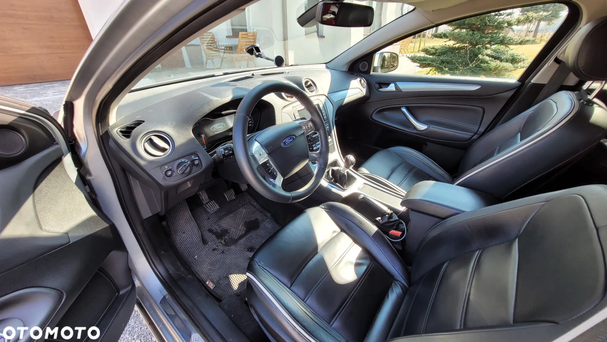 Ford Mondeo 2.0 TDCi Titanium - 11