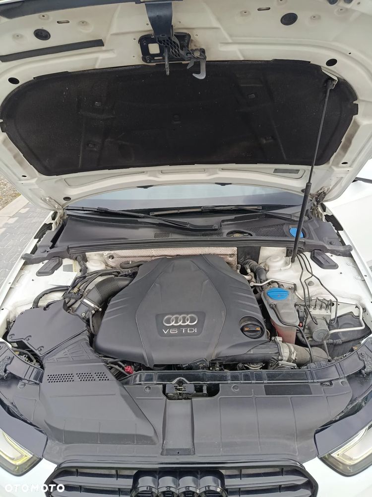 Audi A4 Limousine - 20