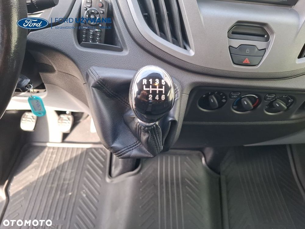 Ford Transit - 21