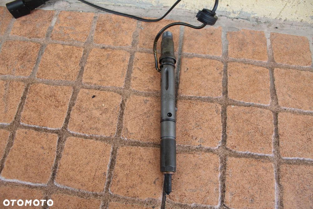 WTRYSKIWACZ STERUJĄCY AUDI A4 B6 2.5 TDI 059130202F - 2