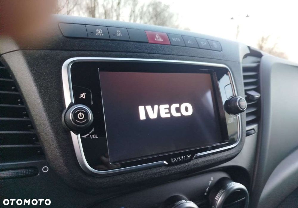 Iveco Daily 35S18 - 11