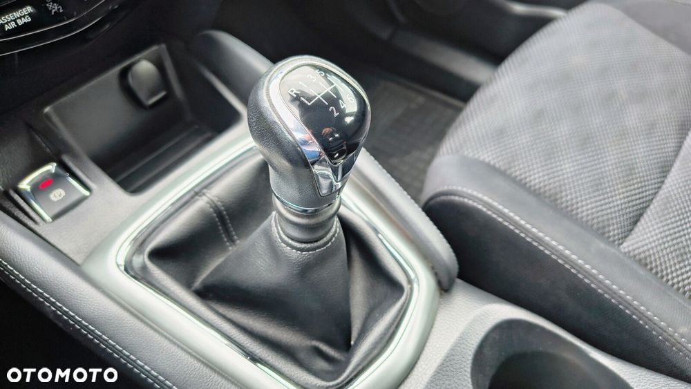 Nissan Qashqai - 24