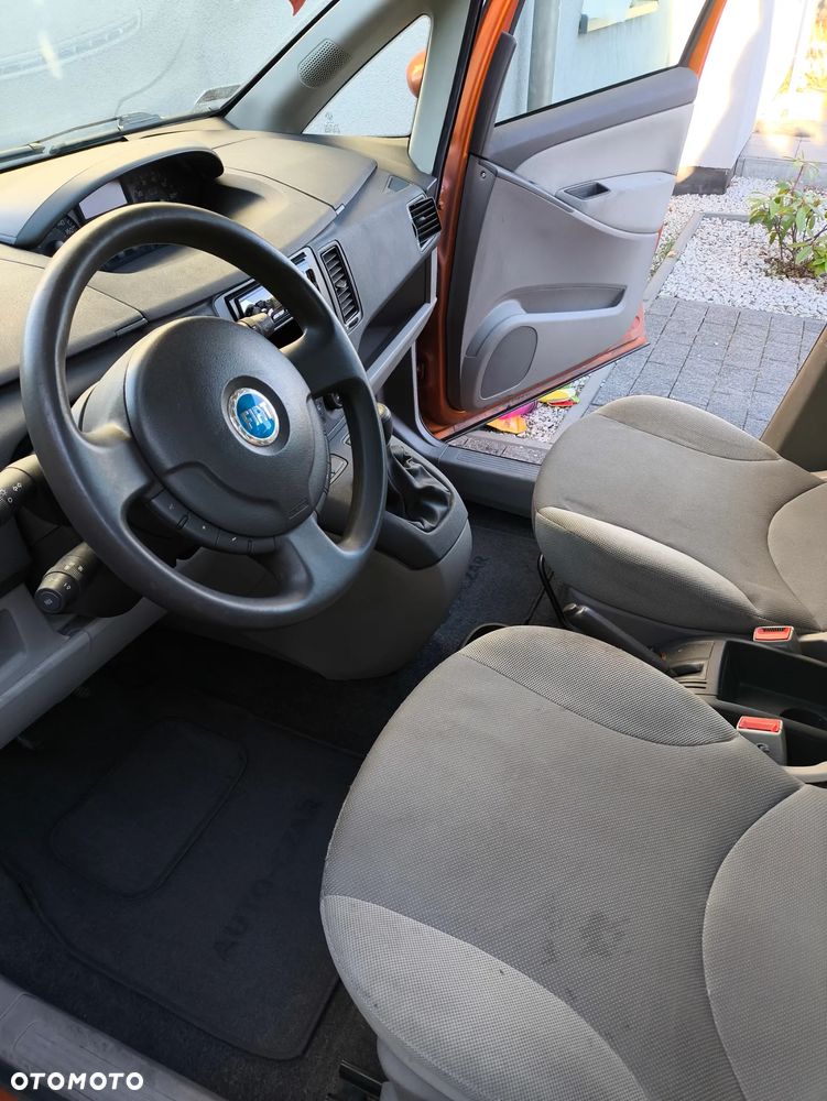 Fiat Idea 1.9 Multijet Dynamic - 17