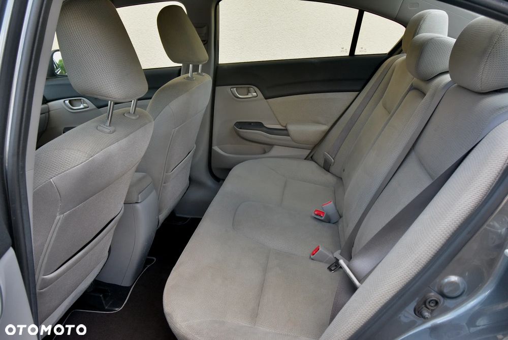 Honda Civic 1.8 i-VTEC Comfort - 22