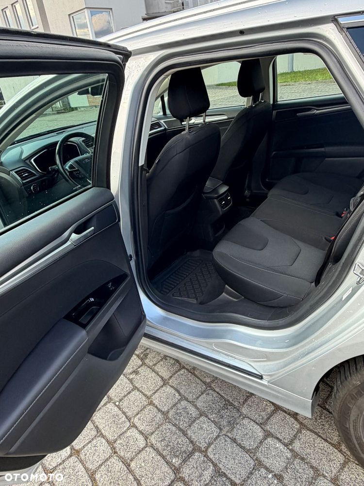 Ford Mondeo 2.0 TDCi Titanium PowerShift - 21