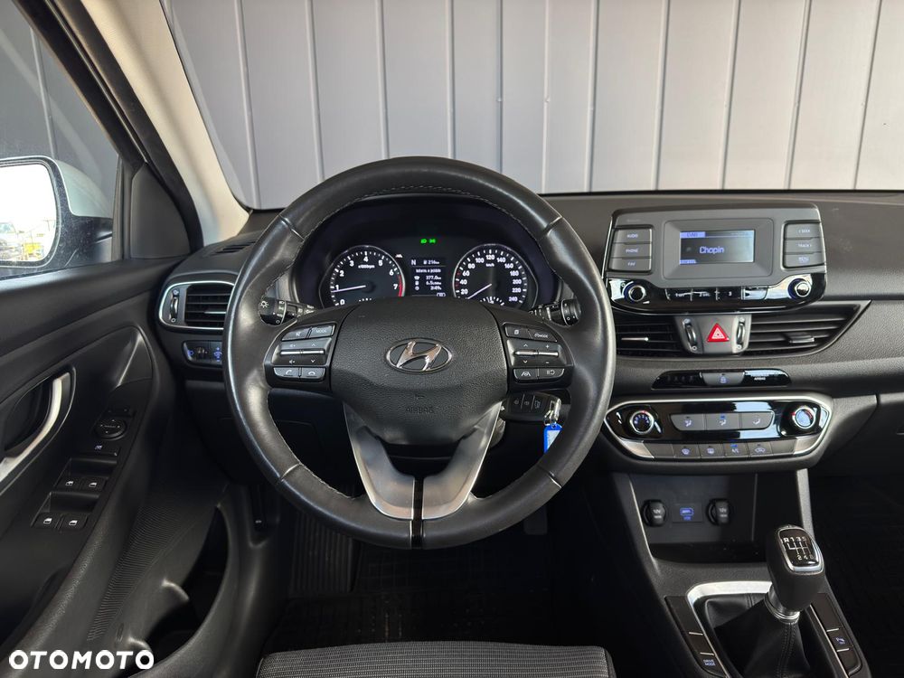 Hyundai i30 1.5 T-GDI 48V Modern - 19