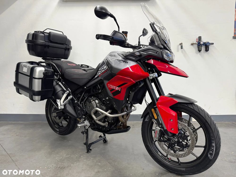 Triumph Tiger - 1