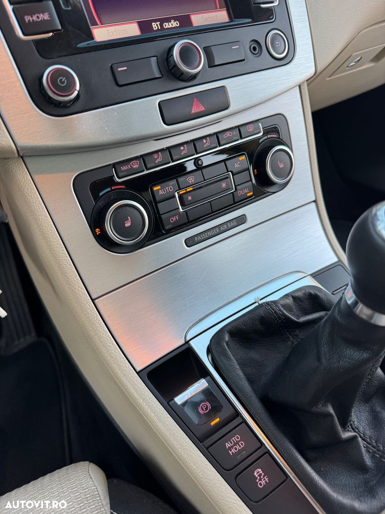 VOLKSWAGEN Passat 2010 — imagine 20