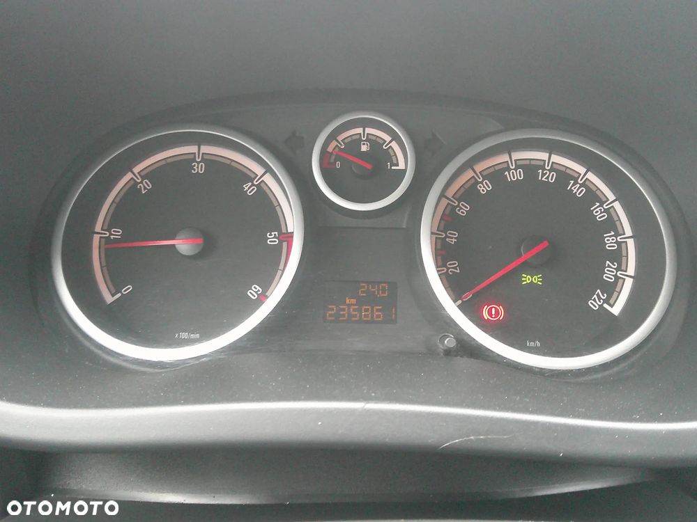 Opel Corsa 1.3 CDTI DPF Cosmo - 14