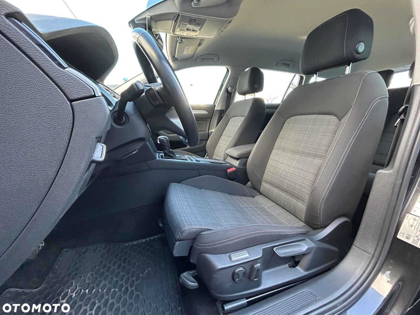 Volkswagen Passat 1.5 TSI EVO Business DSG - 8