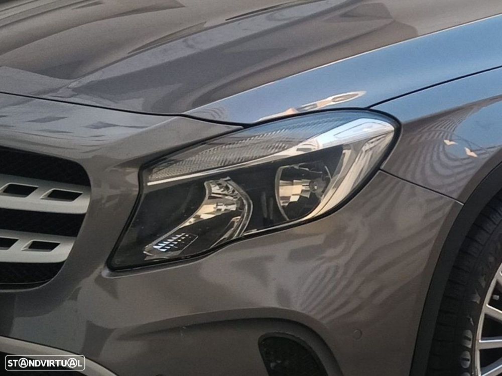 Mercedes-Benz GLA 250 - 5