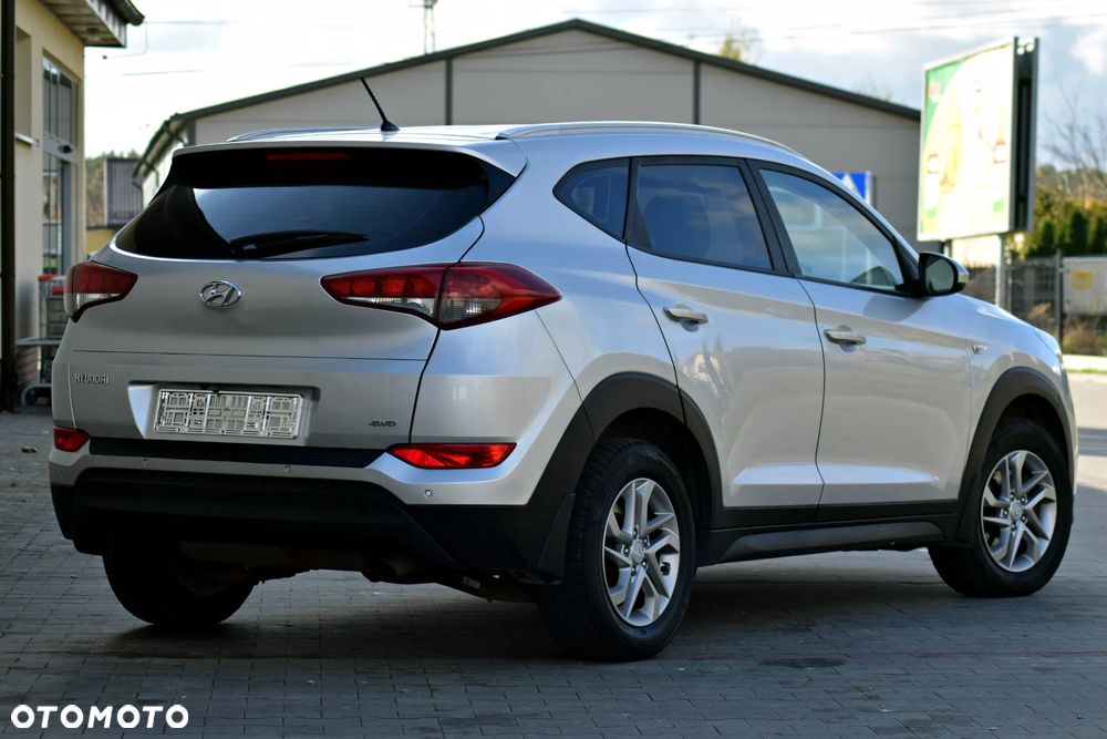 Hyundai Tucson 2.0 CRDi Style 4WD - 19