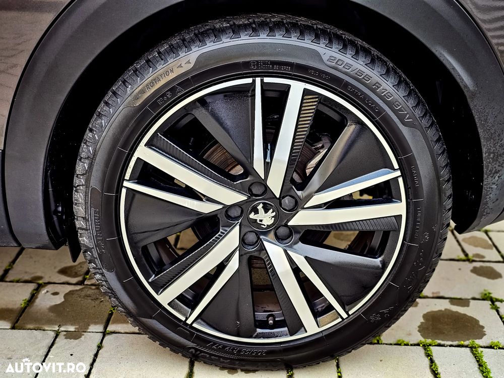 Peugeot 3008 PHEV 300 EAT8 4X4 GT - 33