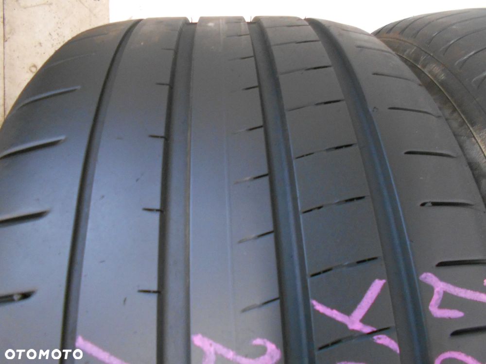 OPONY 285/40R20 YOKOHAMA ADVAN SPORT V107 DOT 3123 6.4MM - 4