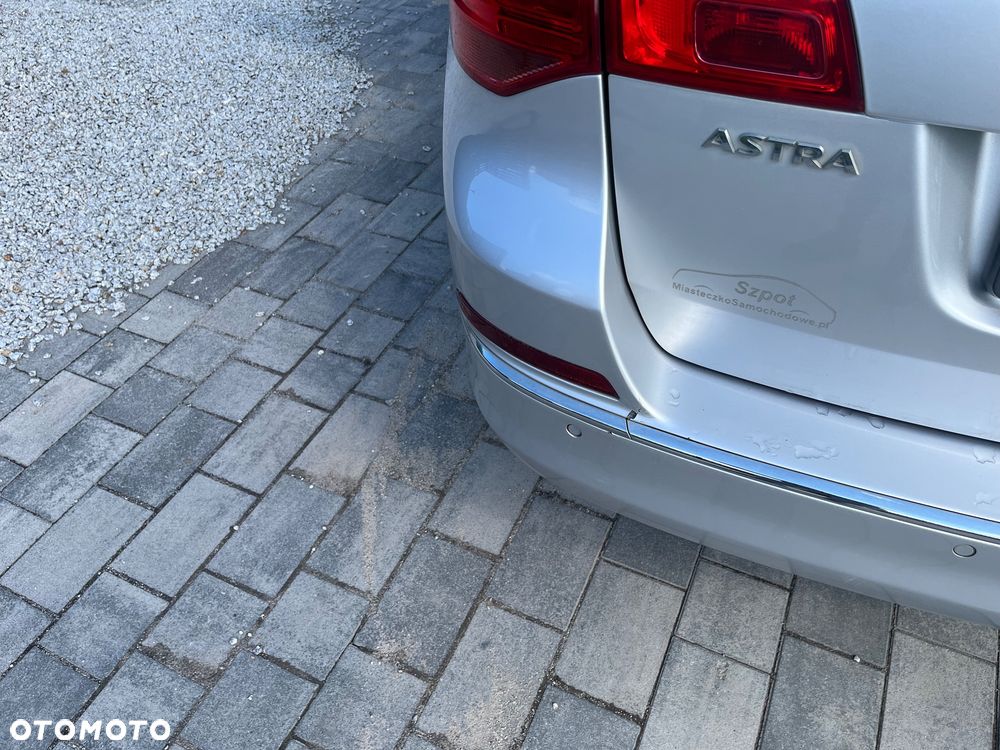 Opel Astra 1.6 Sport - 10