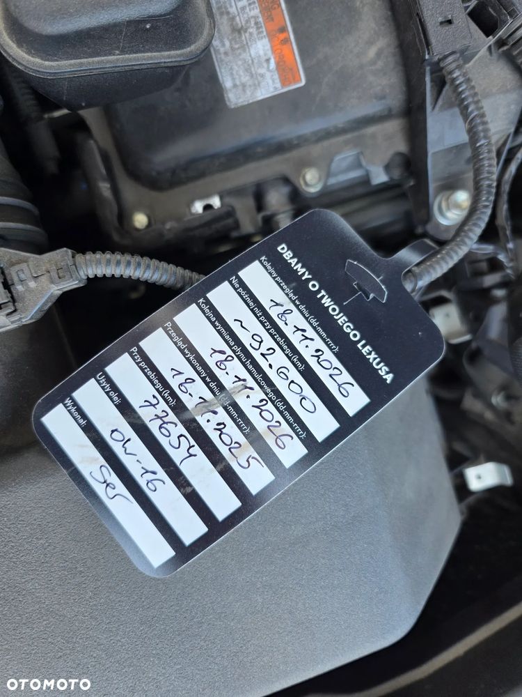 Lexus ES 300h Prestige - 33