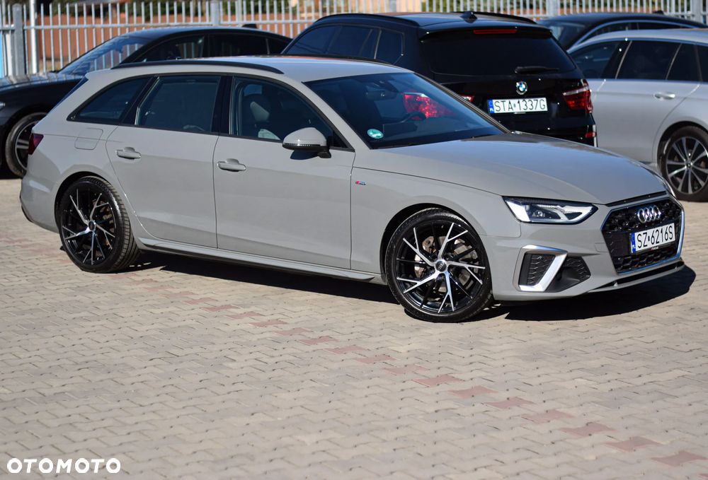 Audi A4 - 4