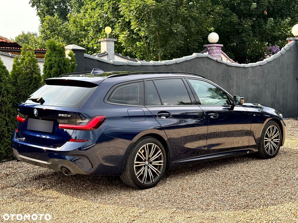 BMW Seria 3 320d xDrive Edition M Sport Shadow - 8
