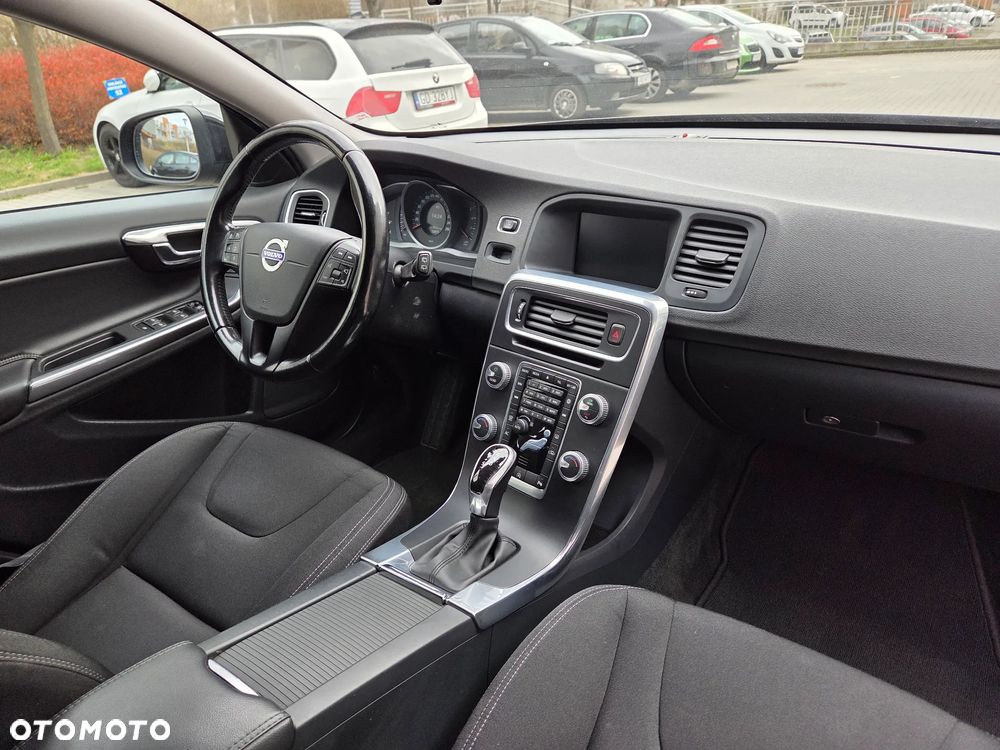 Volvo V60 D2 Kinetic - 10