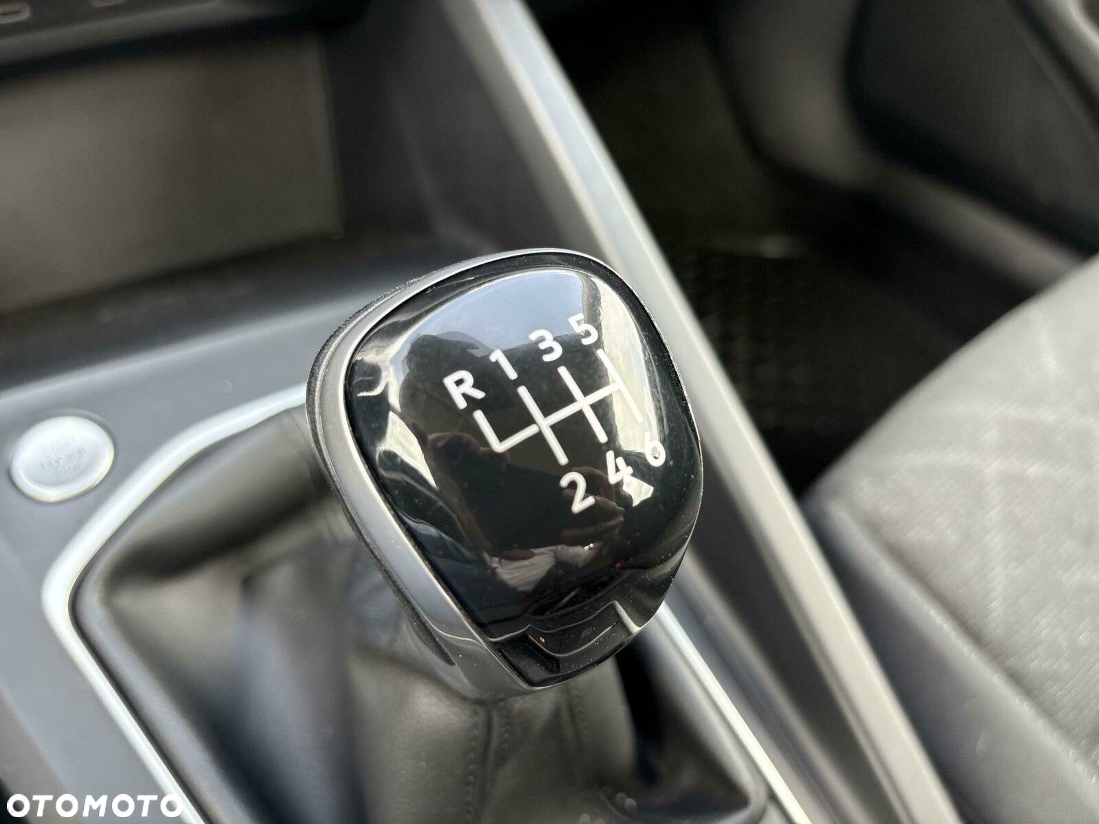 Volkswagen Golf VIII 1.5 TSI EVO Life - 25