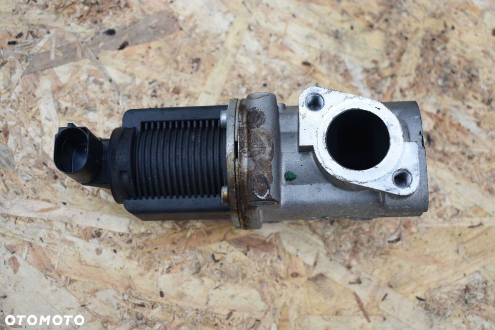 ZAWÓR EGR SUZUKI SX4 1.9DDiS 50024005 - 2