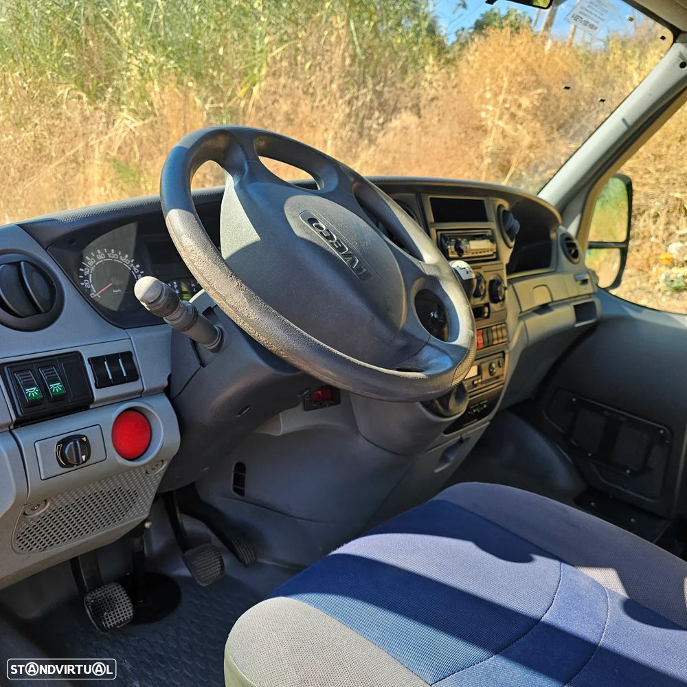 Iveco Mini Buss 21LUGARES A/C - 15