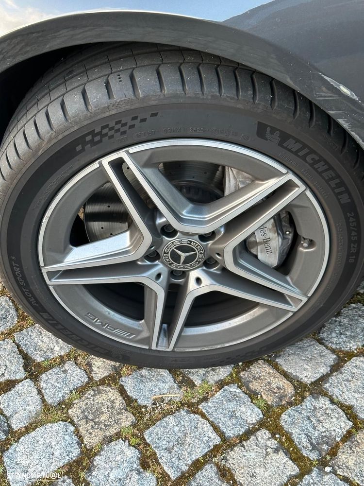 Mercedes-Benz E 300 de AMG Line - 26