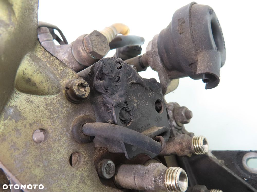 POMPA WTRYSKOWA RENAULT LAGUNA I 2.2 D 0460494397 - 8